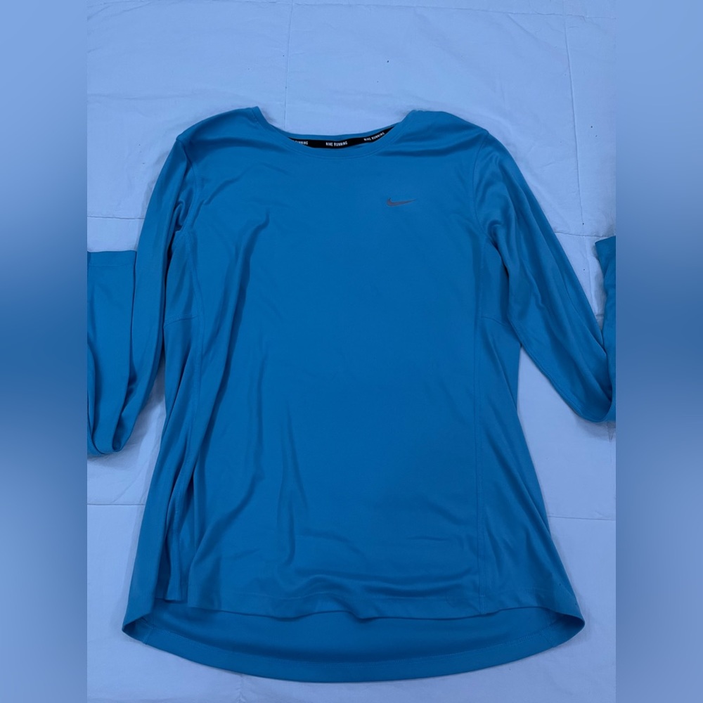 nike long sleeve